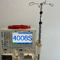 Fresenius Medical Care 4008 S Hemodialys Machines image 2